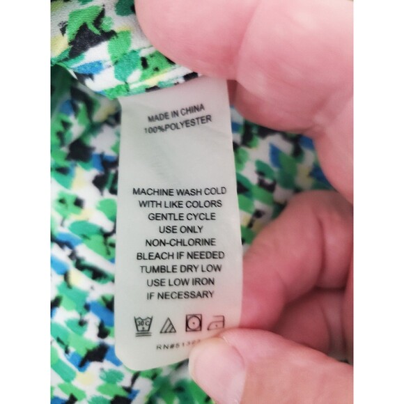 Vince Camuto Multicolor Ditsy Cross Front Sleeveless Blouse Size Small - Picture 5 of 5